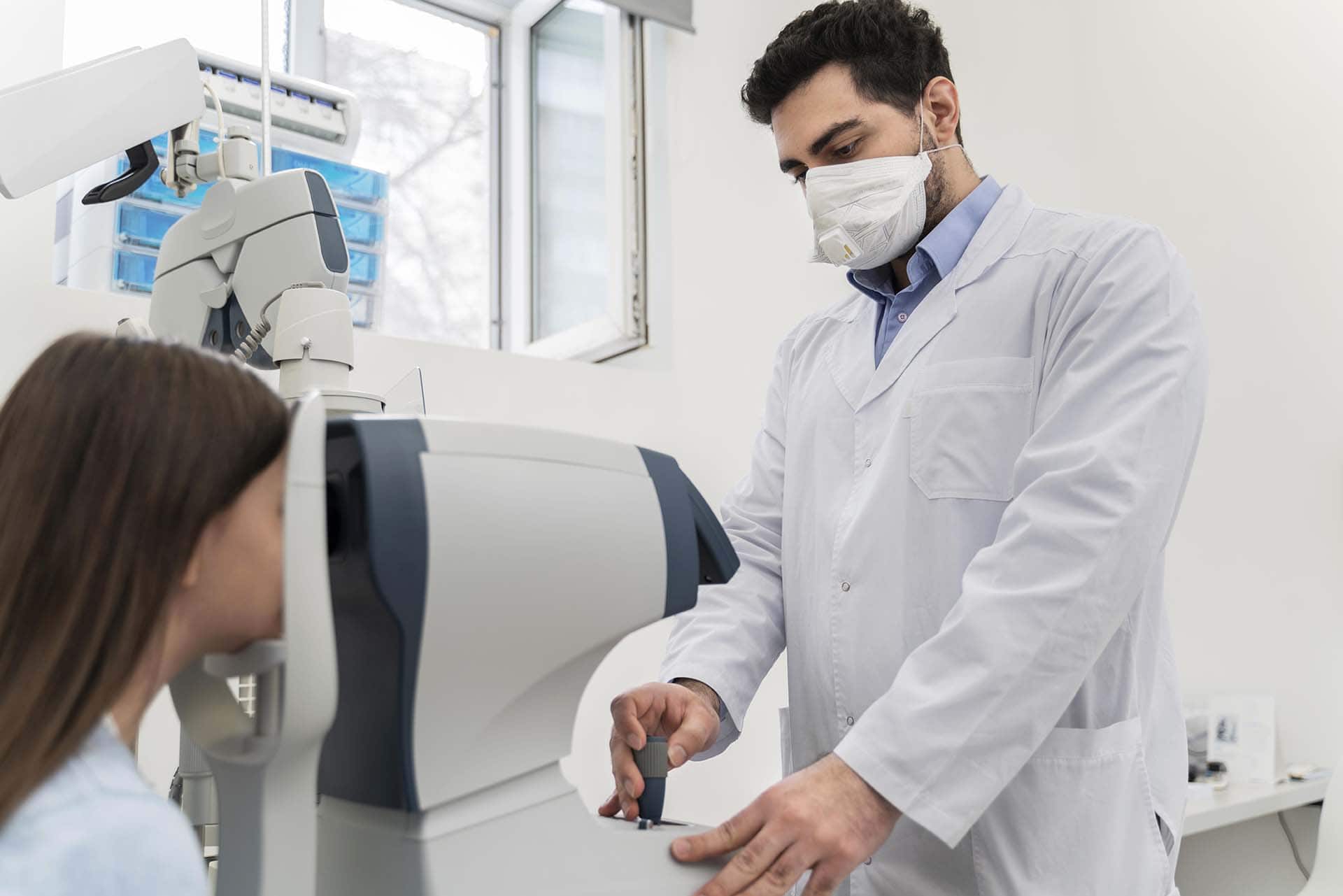 Augenarzt in München: Früherkennung bei Grauem und Grünem Star